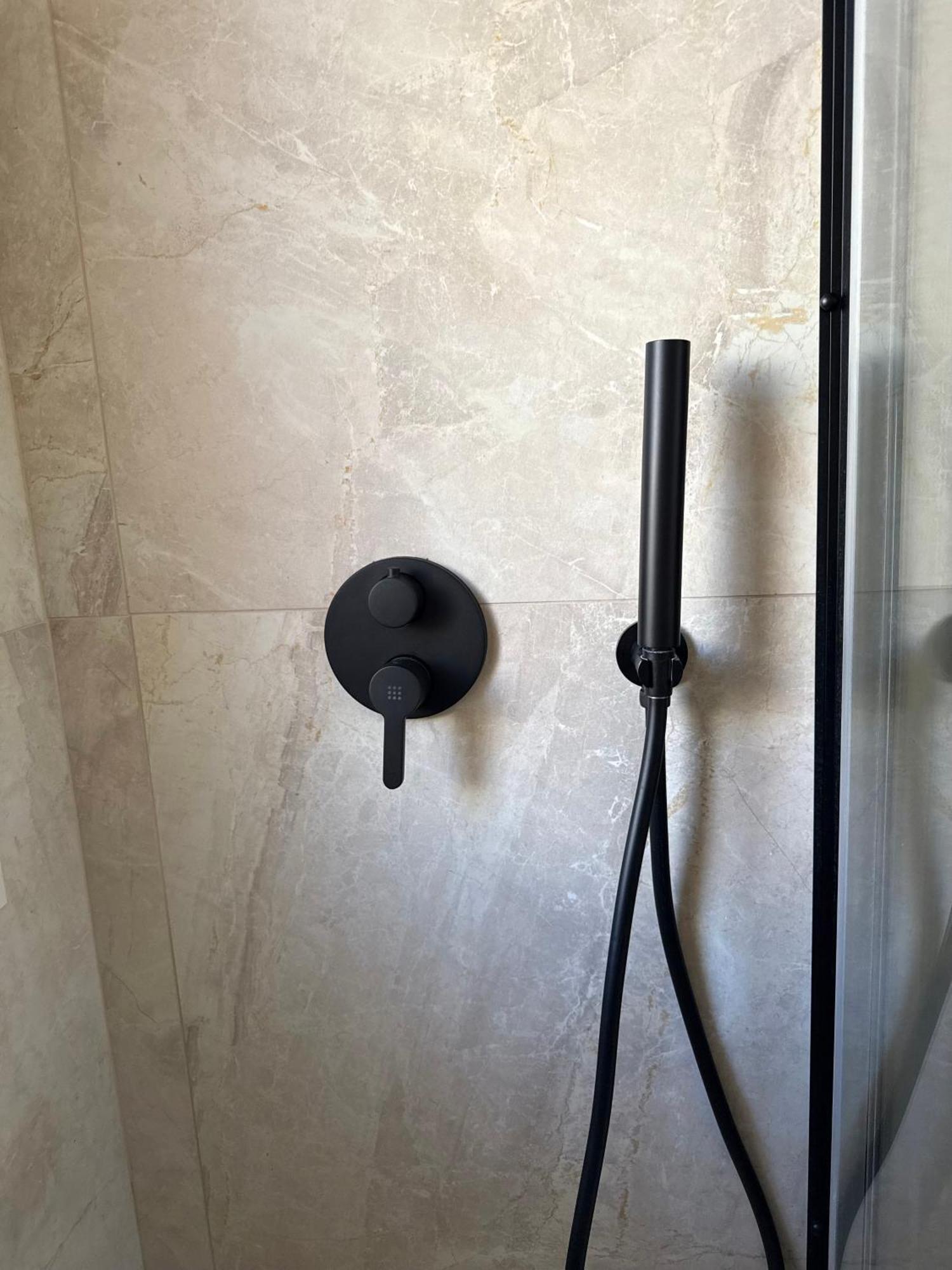 Noach Experience Apartment Livorno Ngoại thất bức ảnh
